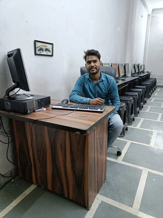 Gallery Image SUNDER MEHRA COMPUTER TRAINING INSTITUTE